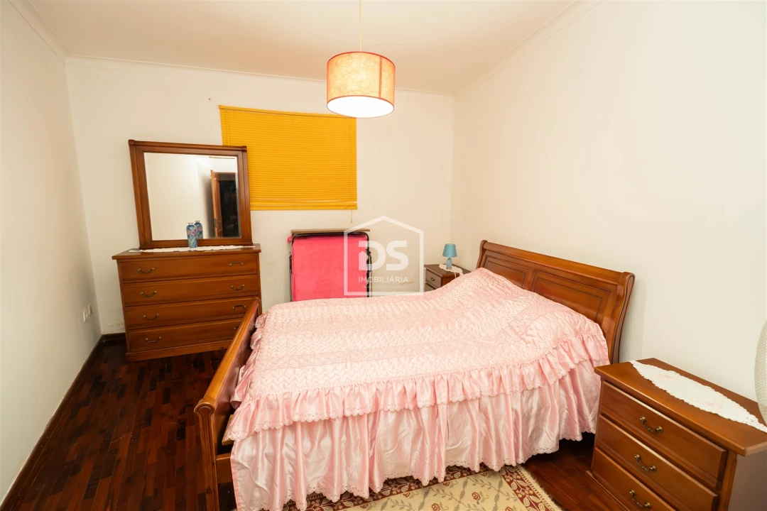 Apartamento T3 para Venda em Alcobaça e Vestiaria Foto 55