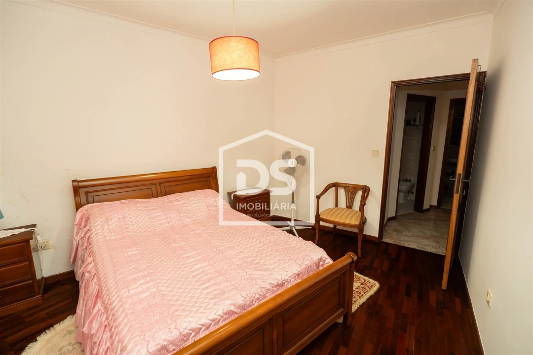 Apartamento T3 para Venda em Alcobaça e Vestiaria Foto 67