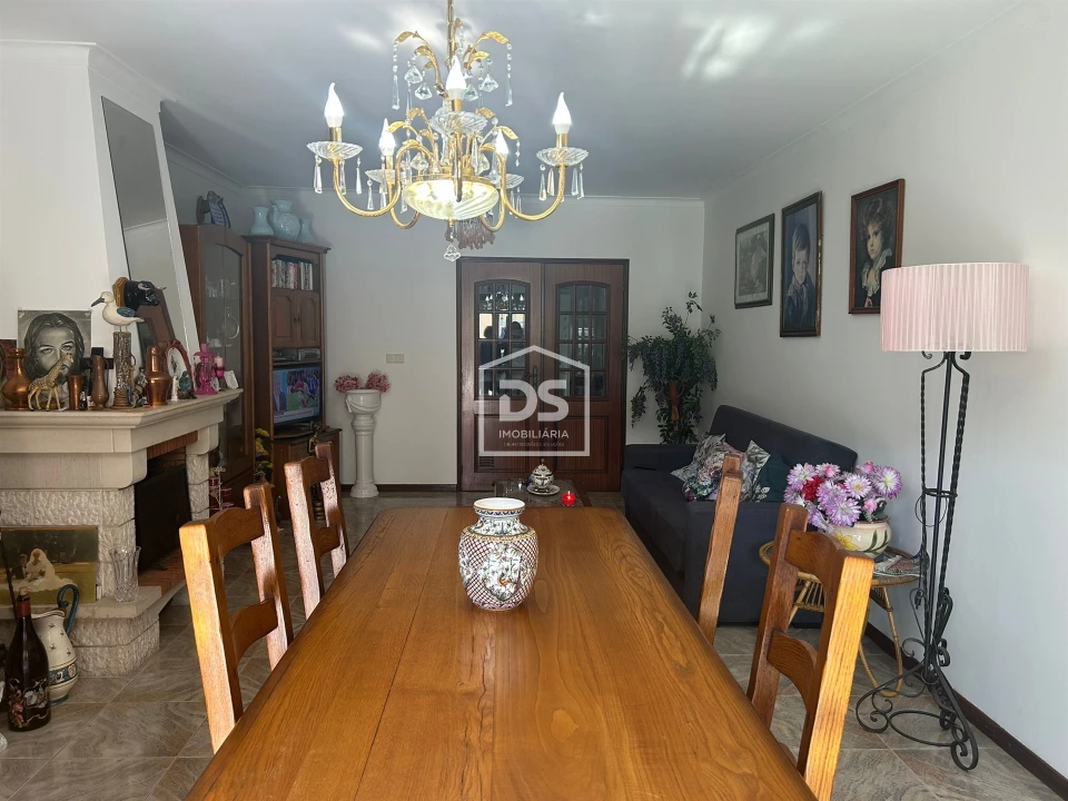 Apartamento T3 para Venda em Alcobaça e Vestiaria Foto 5
