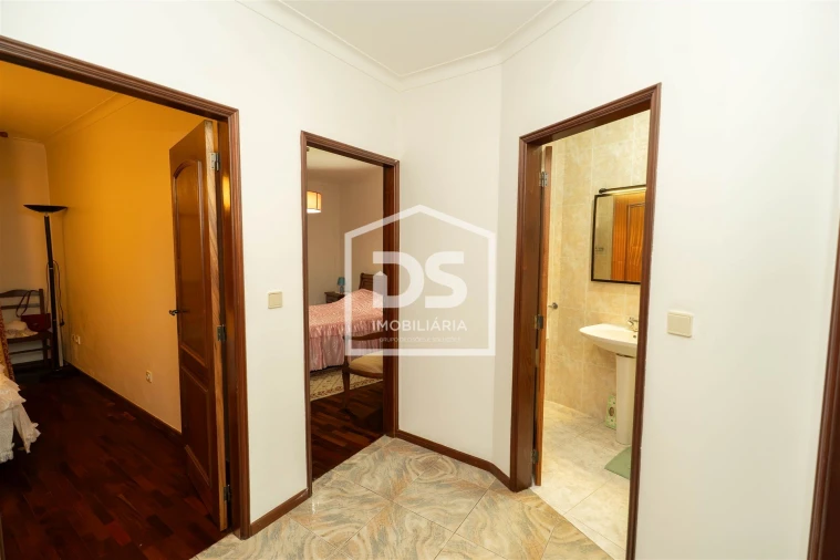 Apartamento T3 para Venda em Alcobaça e Vestiaria Foto 69
