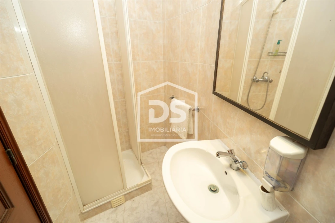 Apartamento T3 para Venda em Alcobaça e Vestiaria Foto 65