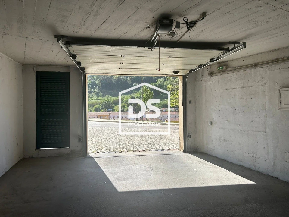 Apartamento T3 para Venda em Alcobaça e Vestiaria Foto 48