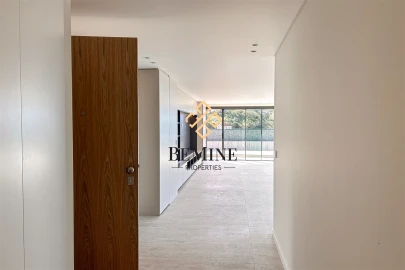 Apartamento T4 para Venda em São Martinho