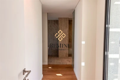 Apartamento T4 para Venda em São Martinho