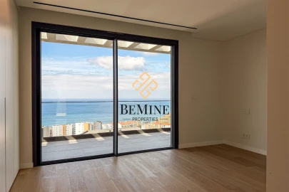 Apartamento T4 para Venda em São Martinho