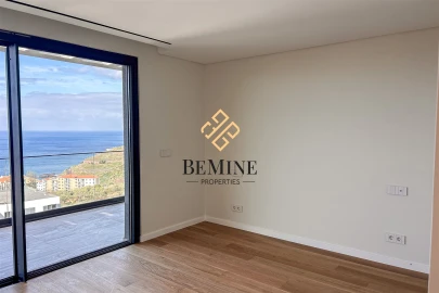 Apartamento T4 para Venda em São Martinho