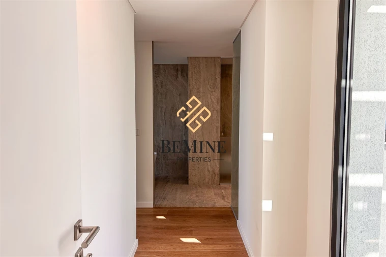 Apartamento T4 para Venda em São Martinho Foto 27