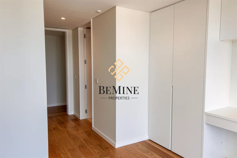 Apartamento T4 para Venda em São Martinho Foto 21