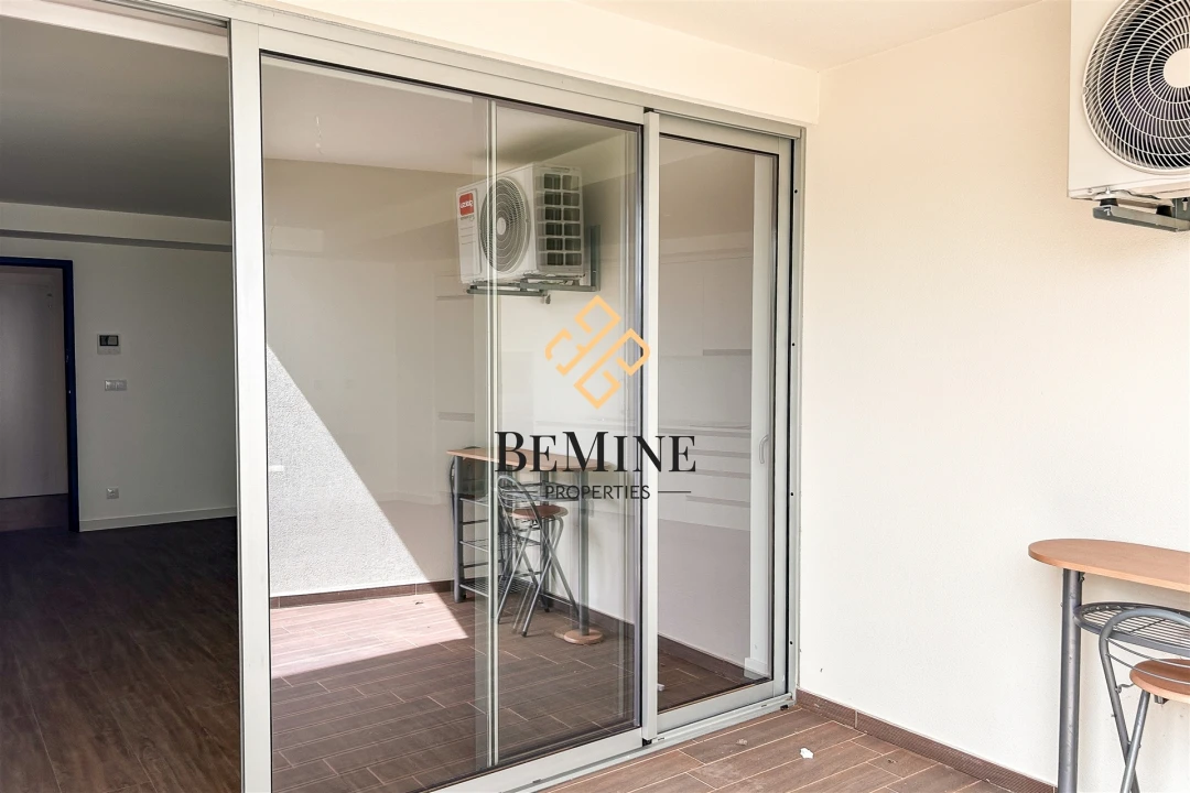 Apartamento T1 para Venda em Camara de Lobos Foto 37