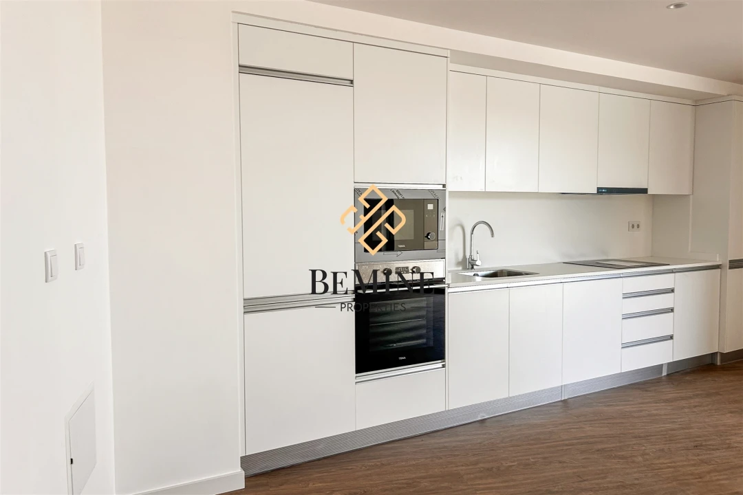 Apartamento T1 para Venda em Camara de Lobos Foto 12
