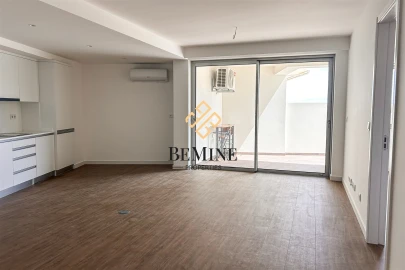 Apartamento T1 para Venda em Camara de Lobos