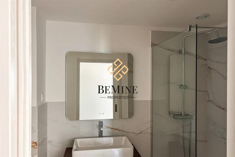 Apartamento T1 para Venda em Camara de Lobos Foto 19
