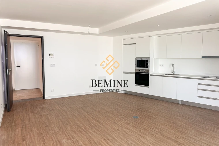Apartamento T1 para Venda em Camara de Lobos Foto 2