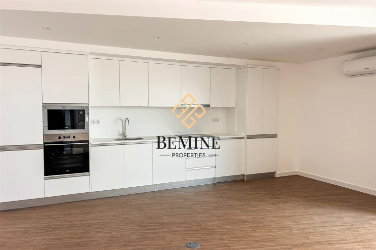 Apartamento T1 para Venda em Camara de Lobos Foto 8
