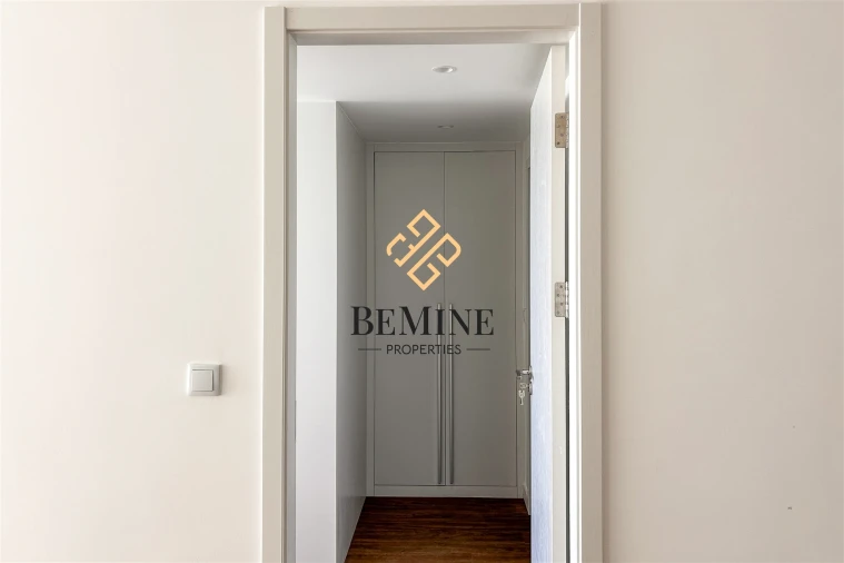 Apartamento T1 para Venda em Camara de Lobos Foto 12