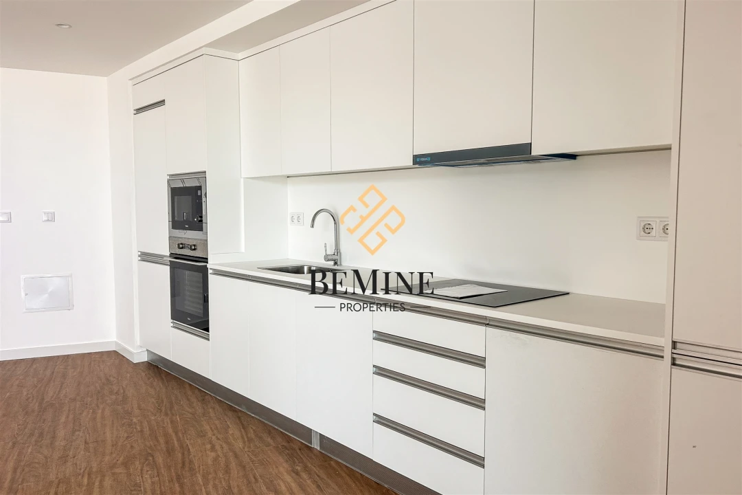 Apartamento T1 para Venda em Camara de Lobos Foto 7
