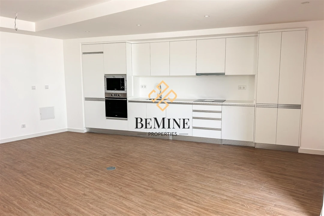 Apartamento T1 para Venda em Camara de Lobos Foto 9