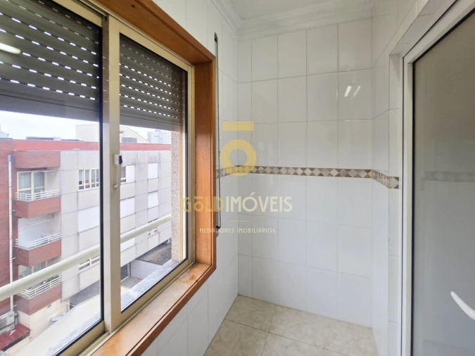 Apartamento T3 para Venda em Cidade da Maia Foto 20