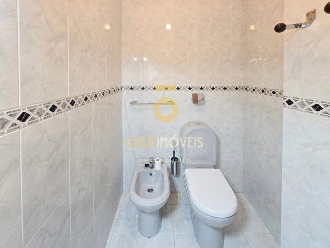 Apartamento T3 para Venda em Cidade da Maia Foto 18