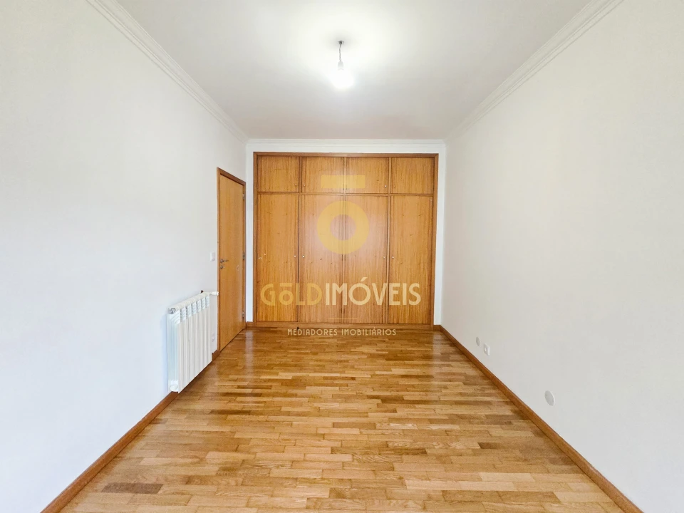 Apartamento T3 para Venda em Cidade da Maia Foto 10