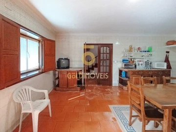 Moradia T4 para Venda em Penafiel