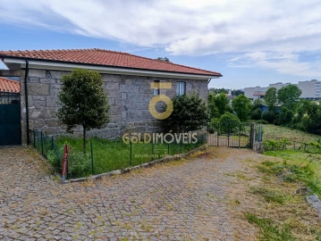 Moradia T4 para Venda em Penafiel