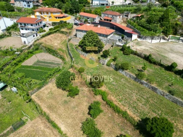 Moradia T4 para Venda em Penafiel