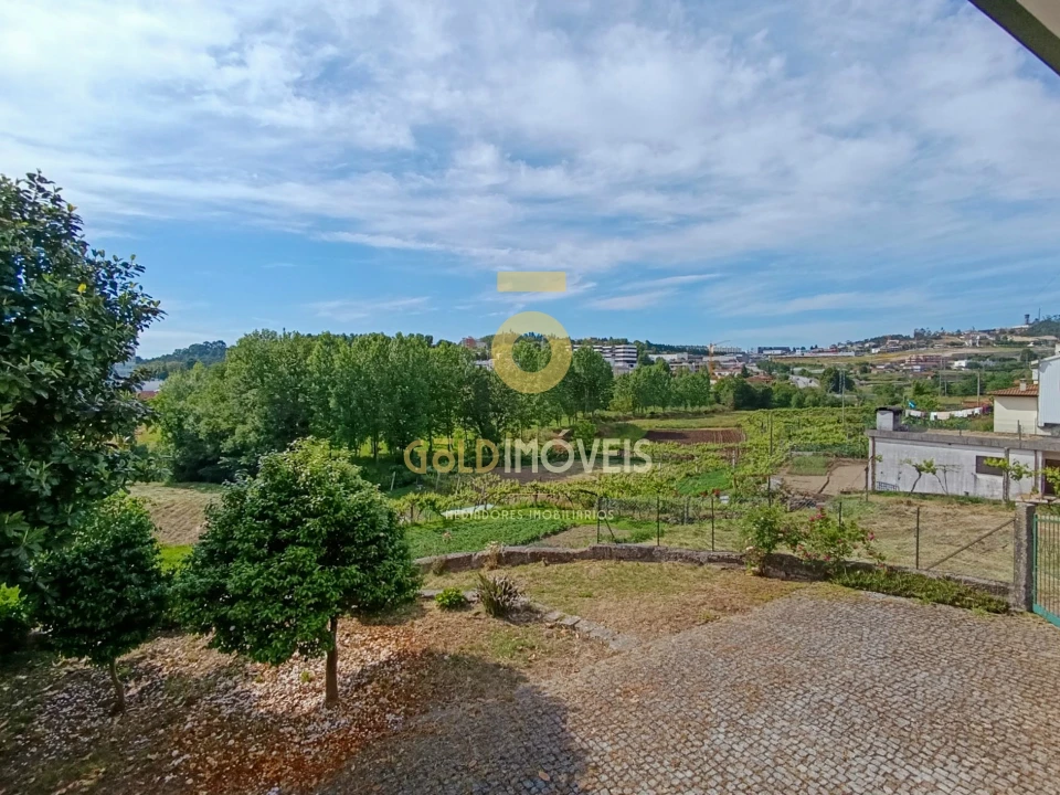 Moradia T4 para Venda em Penafiel Foto 46