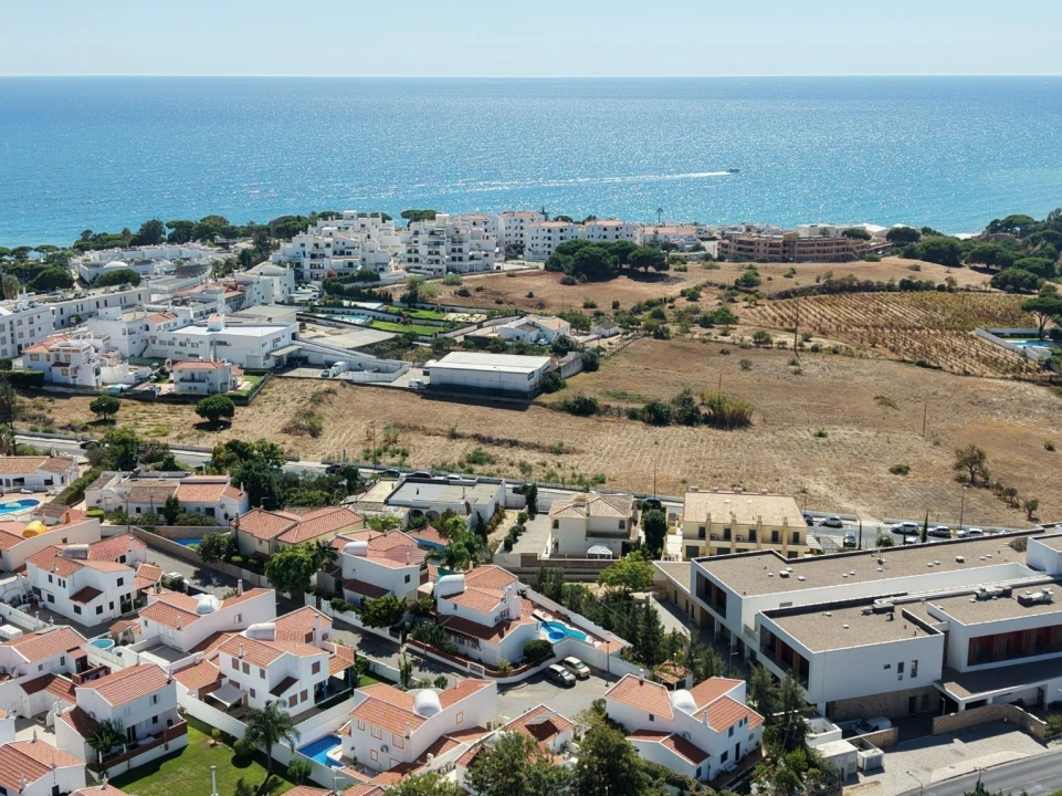 Moradia T4 para Venda em Albufeira e Olhos de Água Foto 64