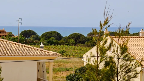 Moradia T4 para Venda em Albufeira e Olhos de Água