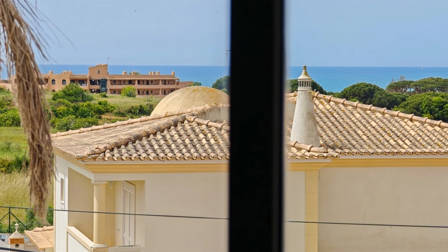 Moradia T4 para Venda em Albufeira e Olhos de Água Foto 3