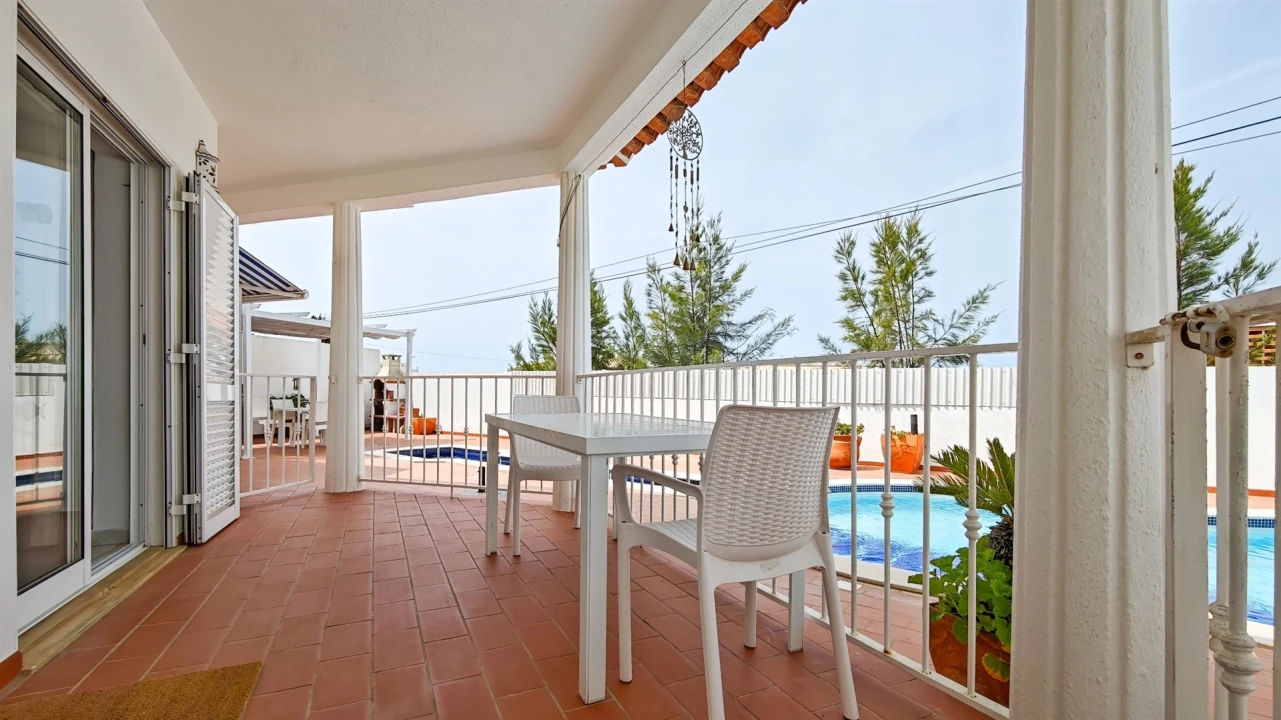 Moradia T4 para Venda em Albufeira e Olhos de Água Foto 31