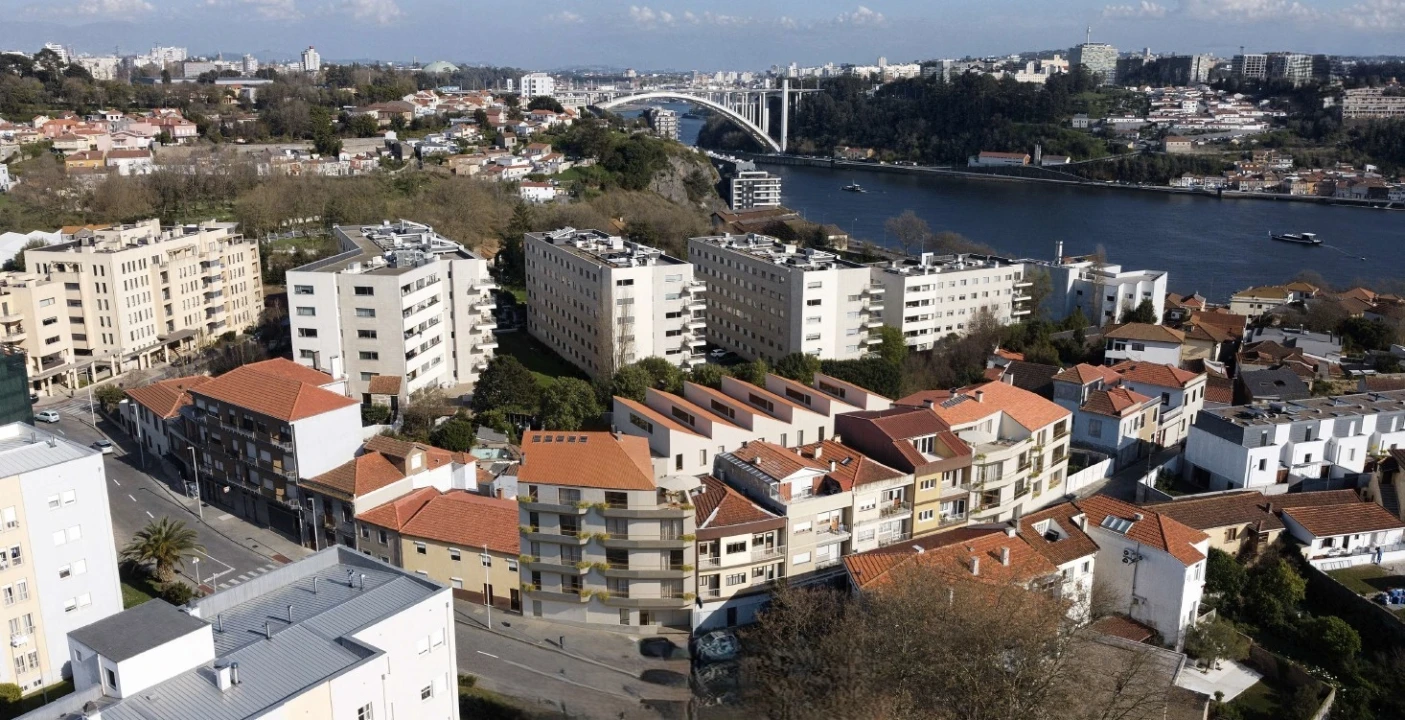 Moradia T1 para Venda em Lordelo do Ouro e Massarelos Foto 7