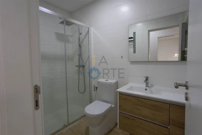 Apartamento T1 para Arrendamento em Alfandega da Fe