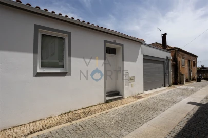 Apartamento T1 para Arrendamento em Alfandega da Fe