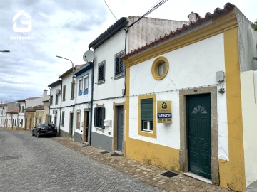 Moradia T2 para Venda em Espírito Santo, Nossa Senhora da Graça e São Simão