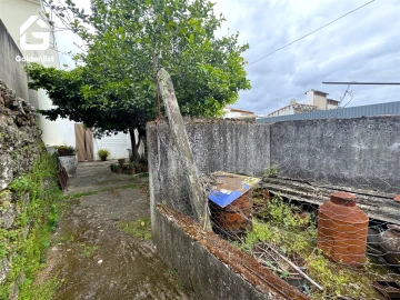 Moradia T2 para Venda em Espírito Santo, Nossa Senhora da Graça e São Simão
