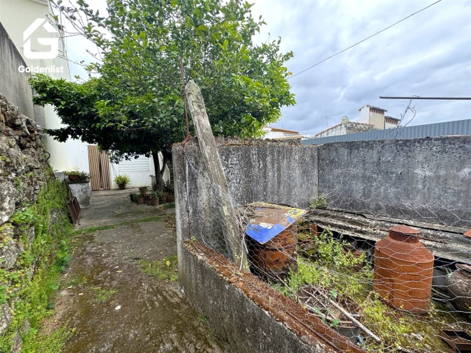 Moradia T2 para Venda em Espírito Santo, Nossa Senhora da Graça e São Simão Foto 17