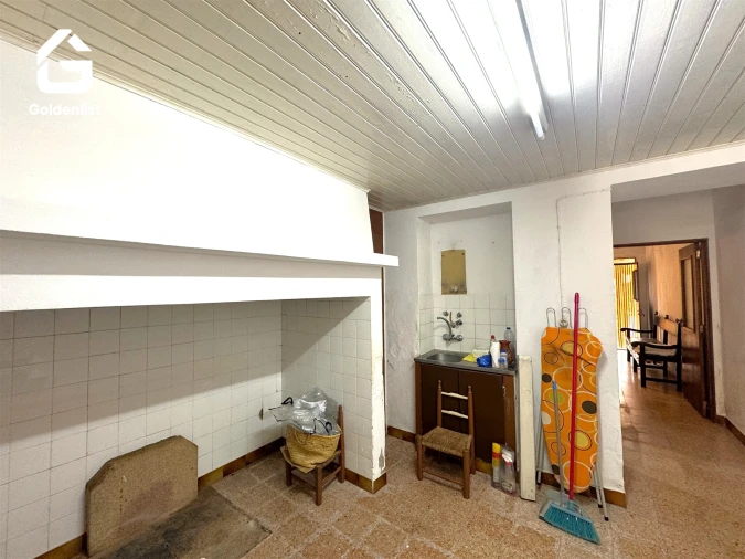 Moradia T2 para Venda em Espírito Santo, Nossa Senhora da Graça e São Simão Foto 7