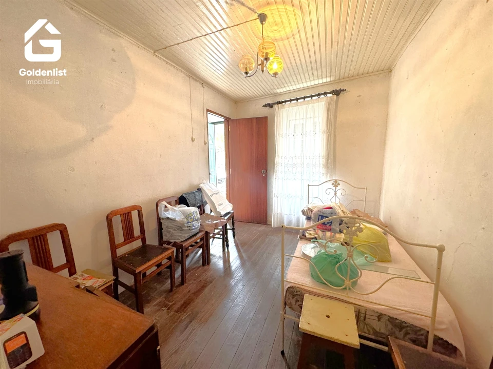 Moradia T2 para Venda em Espírito Santo, Nossa Senhora da Graça e São Simão Foto 4