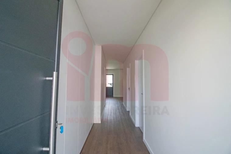 Moradia T1 para Venda em São Mamede de Infesta e Senhora da Hora Foto 2