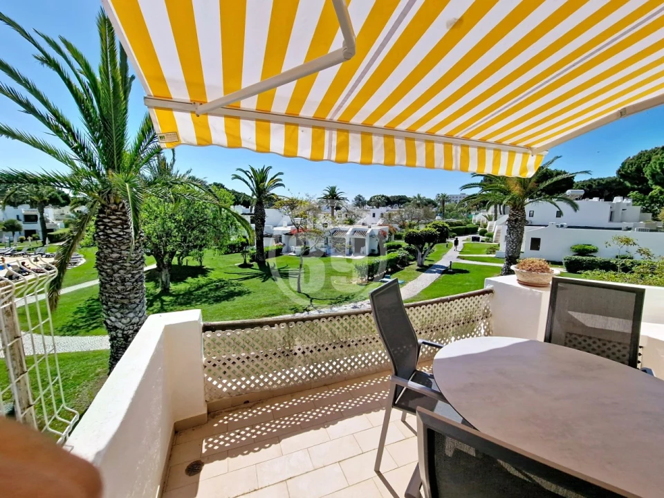 Apartamento T1 para Venda em Albufeira e Olhos de Água Foto 1