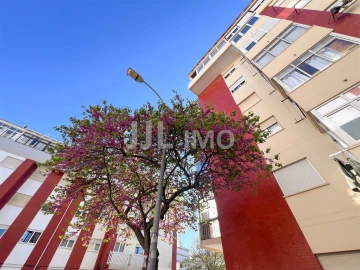 Apartamento T3 para Arrendamento em Oeiras e São Julião da Barra, Paço de Arcos e Caxias