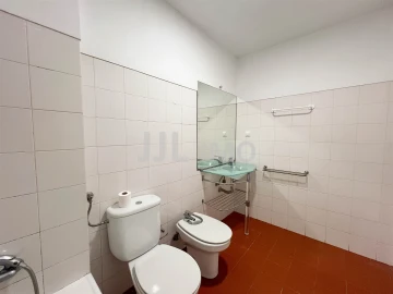 Apartamento T3 para Arrendamento em Oeiras e São Julião da Barra, Paço de Arcos e Caxias