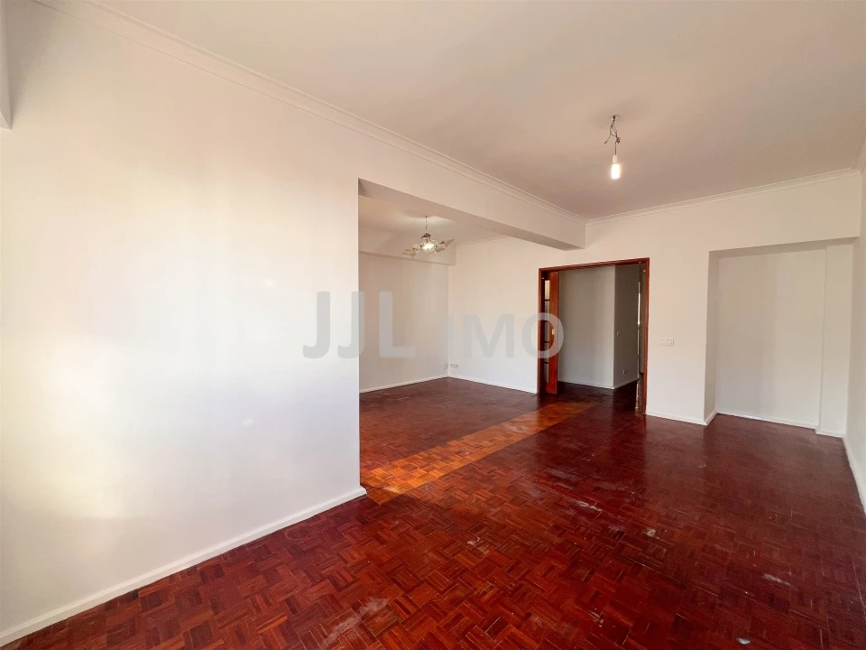 Apartamento T3 para Arrendamento em Oeiras e São Julião da Barra, Paço de Arcos e Caxias Foto 30
