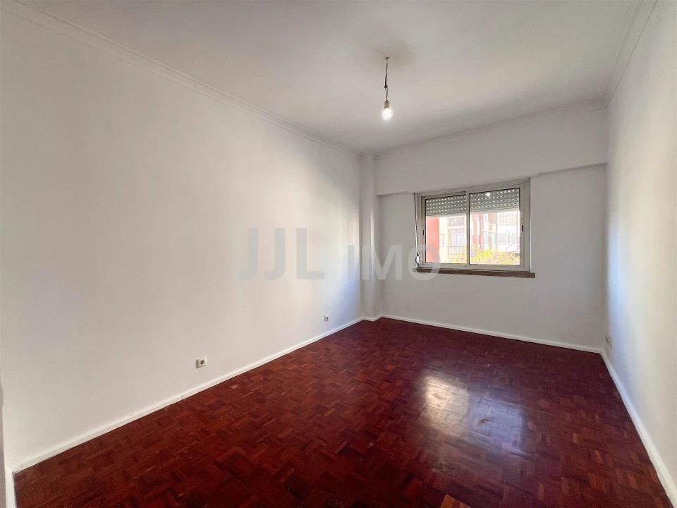 Apartamento T3 para Arrendamento em Oeiras e São Julião da Barra, Paço de Arcos e Caxias Foto 25