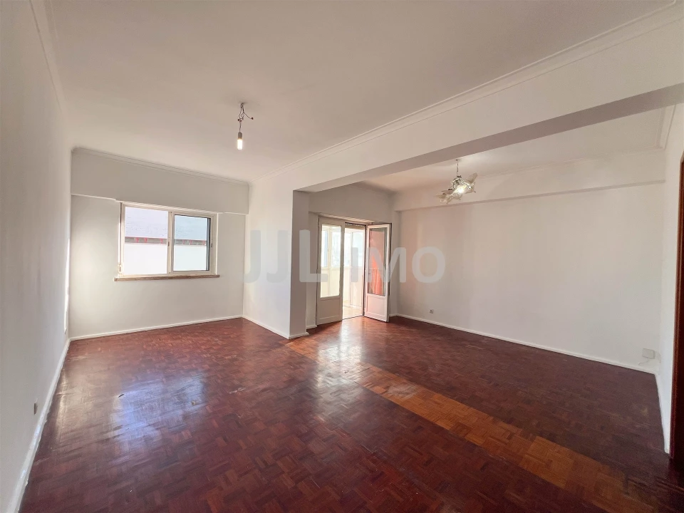 Apartamento T3 para Arrendamento em Oeiras e São Julião da Barra, Paço de Arcos e Caxias Foto 29
