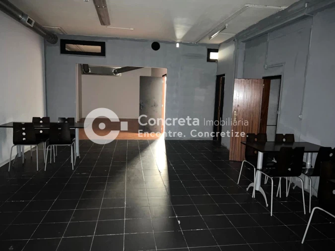 Negócio para Arrendamento em Barcelinhos Foto 13