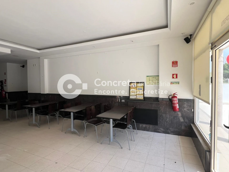 Negócio para Arrendamento em Barcelinhos Foto 7