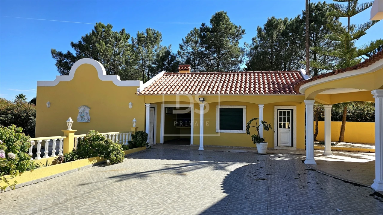 Moradia T5 para Venda em Aveiras de Cima Foto 233
